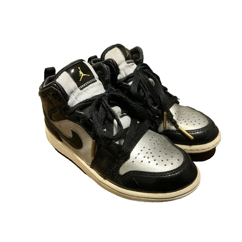 NIKE AIR JORDAN 1 Mid SE (GS) Black Metallic Silver (FZ3937-001) Kids Size 1 Y